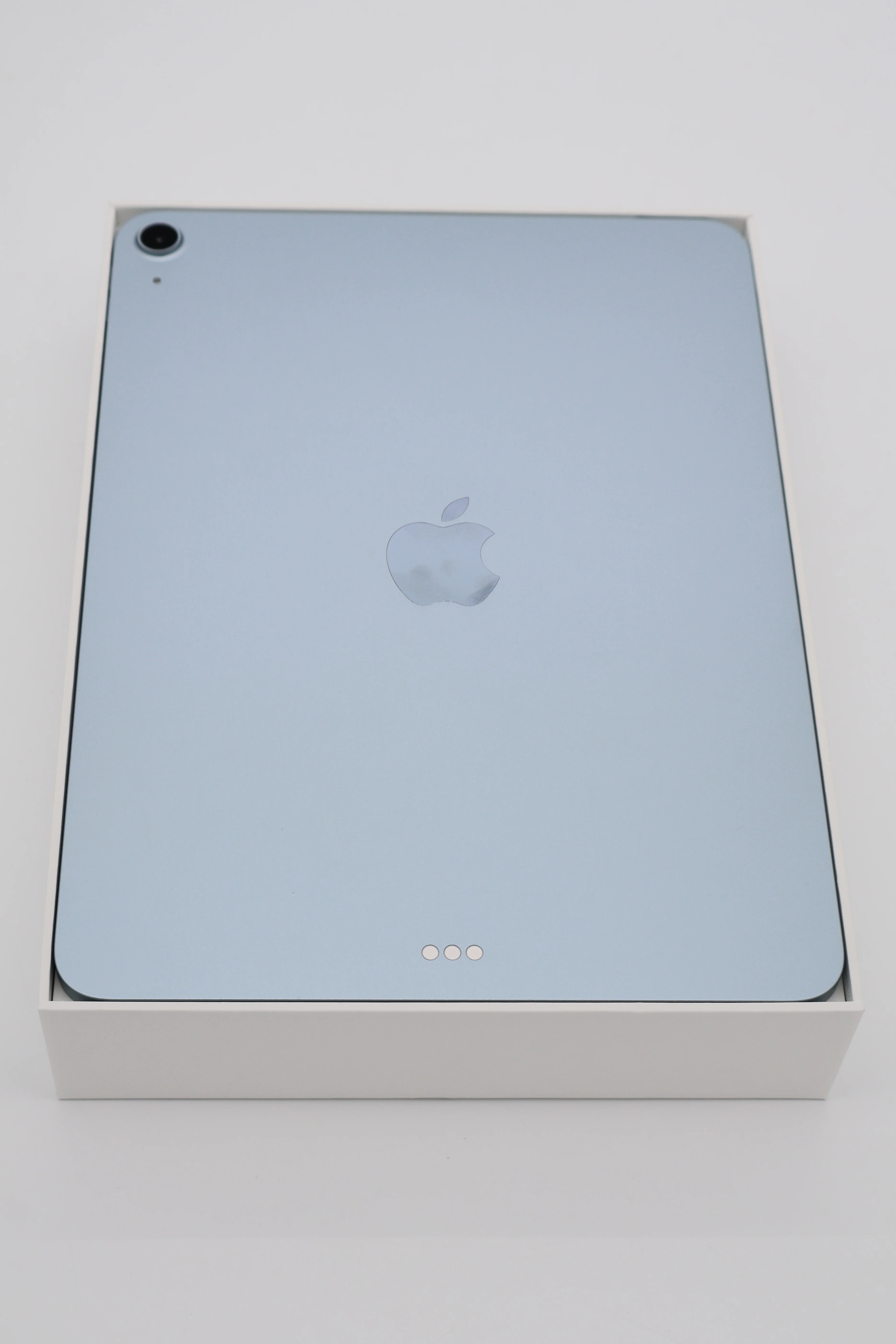 Apple 2025 iPad Air 11 Wifi 256GB Blue (Cert Refurb) - Image 5