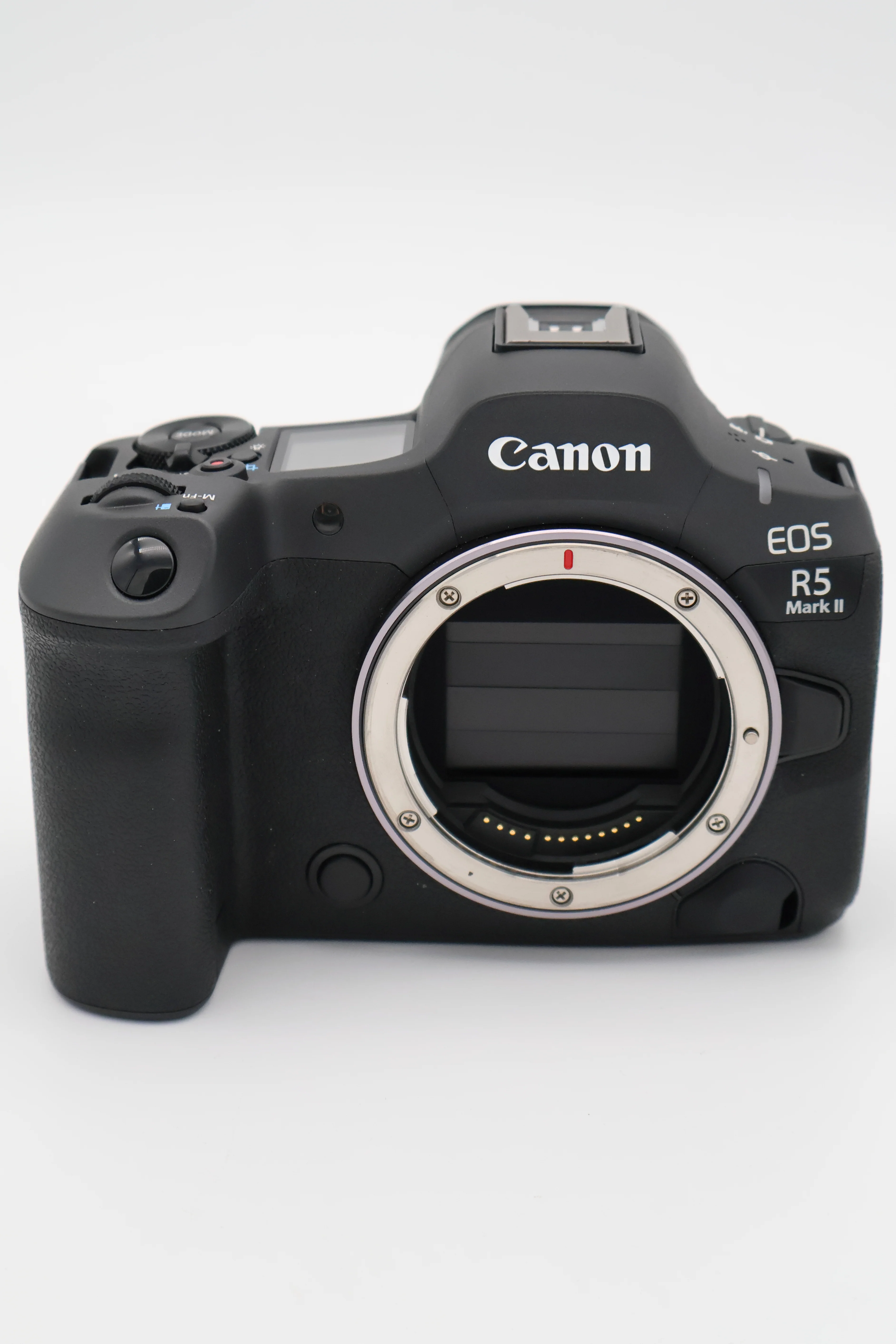 Canon EOS R5 II Body (no adapter) - Image 13