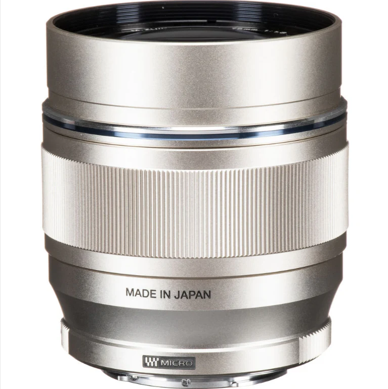 Olympus M.ZUIKO DIGITAL ED 75mm F1.8 - Silver - Image 3