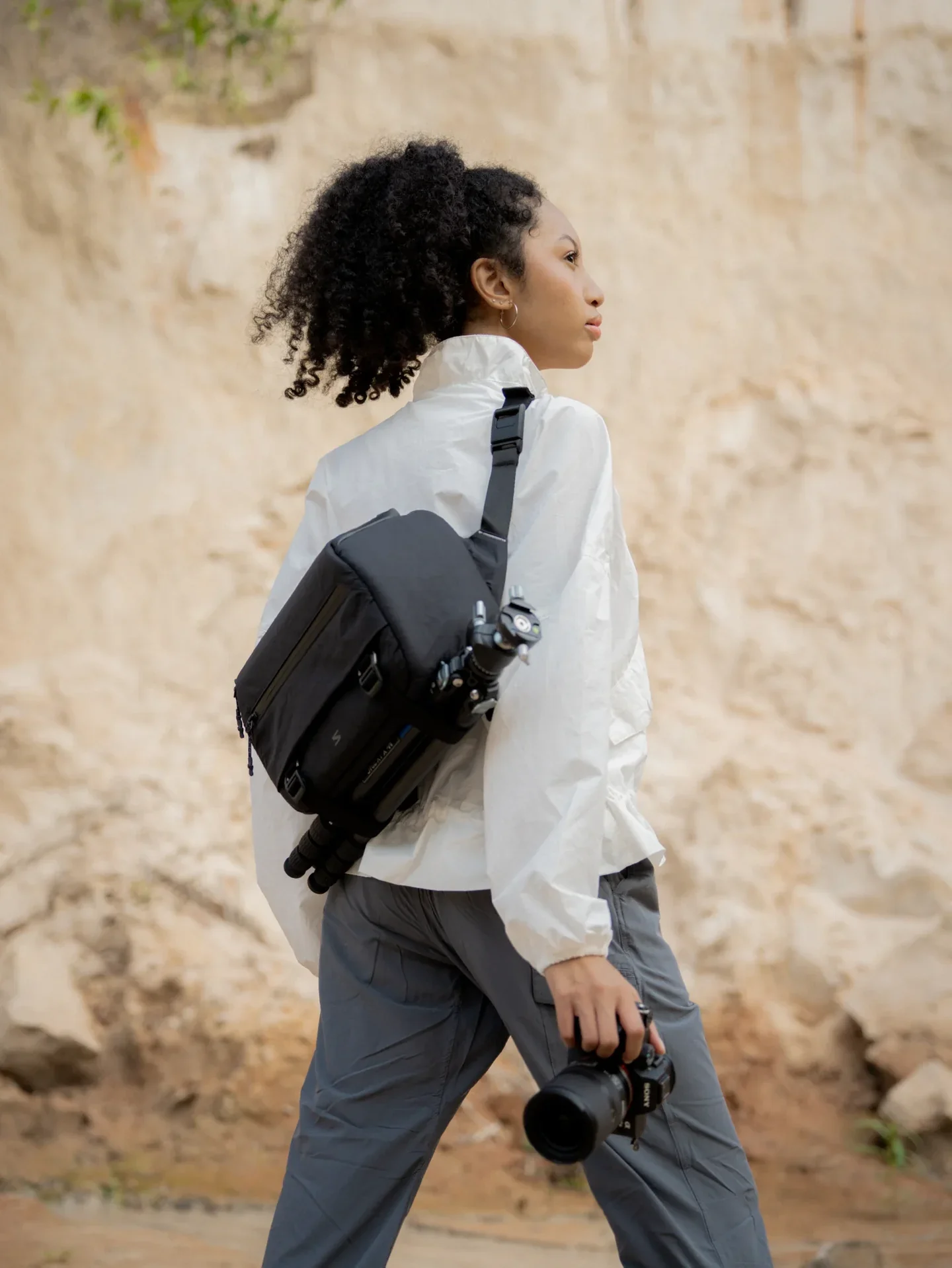 Sakk Xplorer - 6L Camera Sling Bag - Image 5