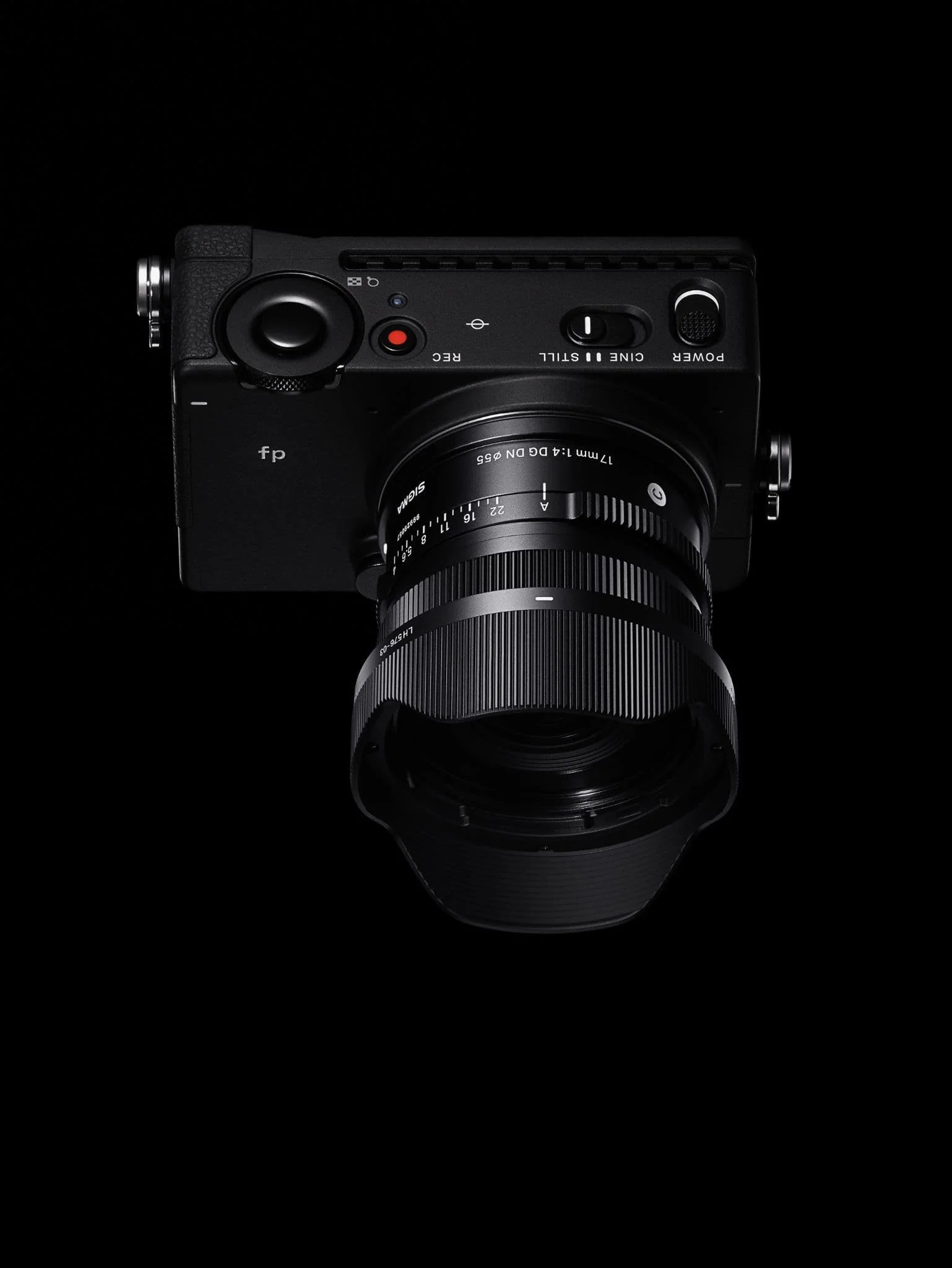 Sigma 17mm F4 DG DN | Contempory | Sony E Fit - Image 4